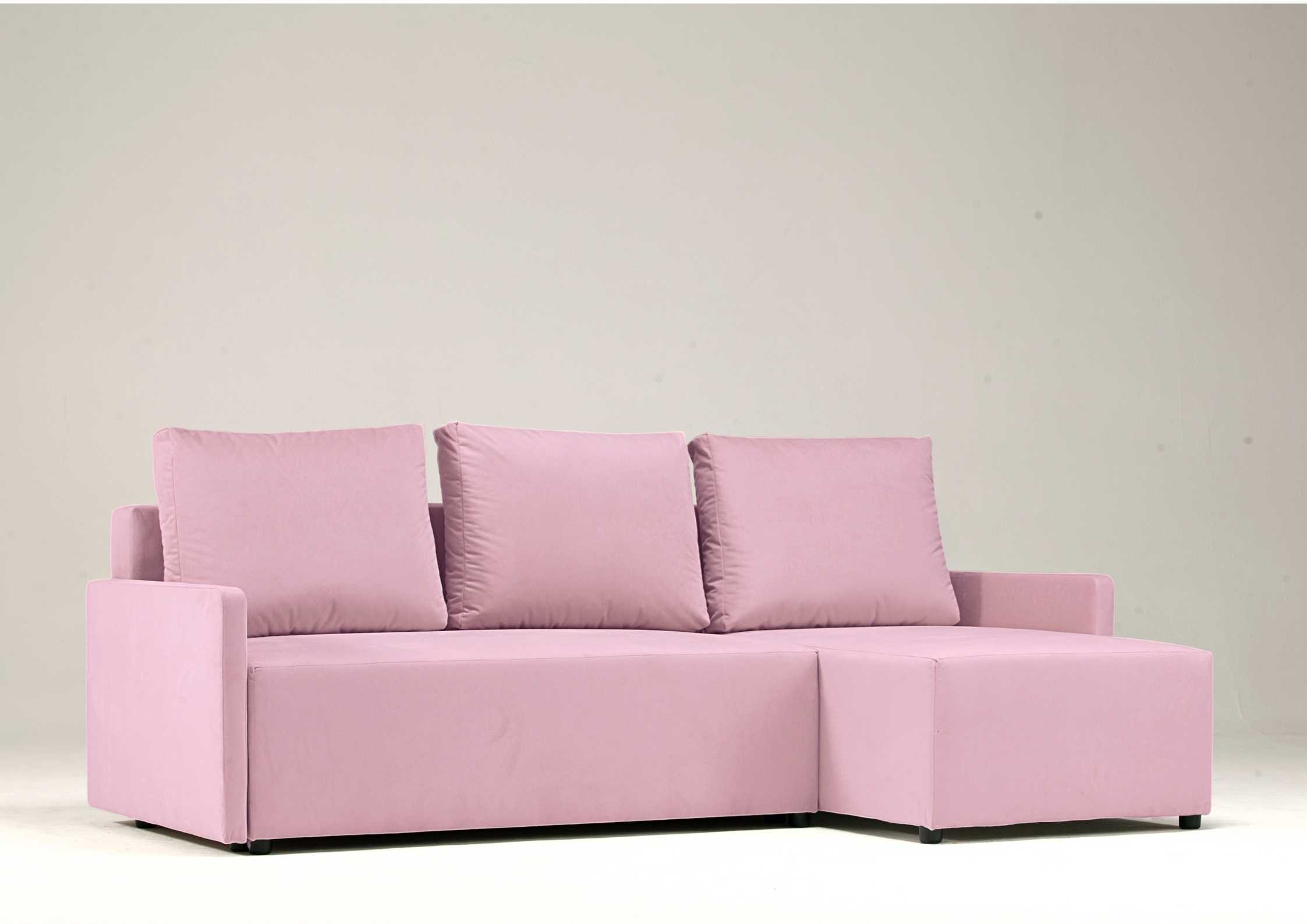 Różowy narożnik do małego salonu